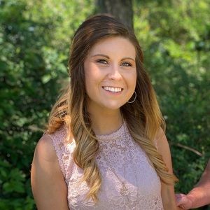 Meet your Posher, Michaela